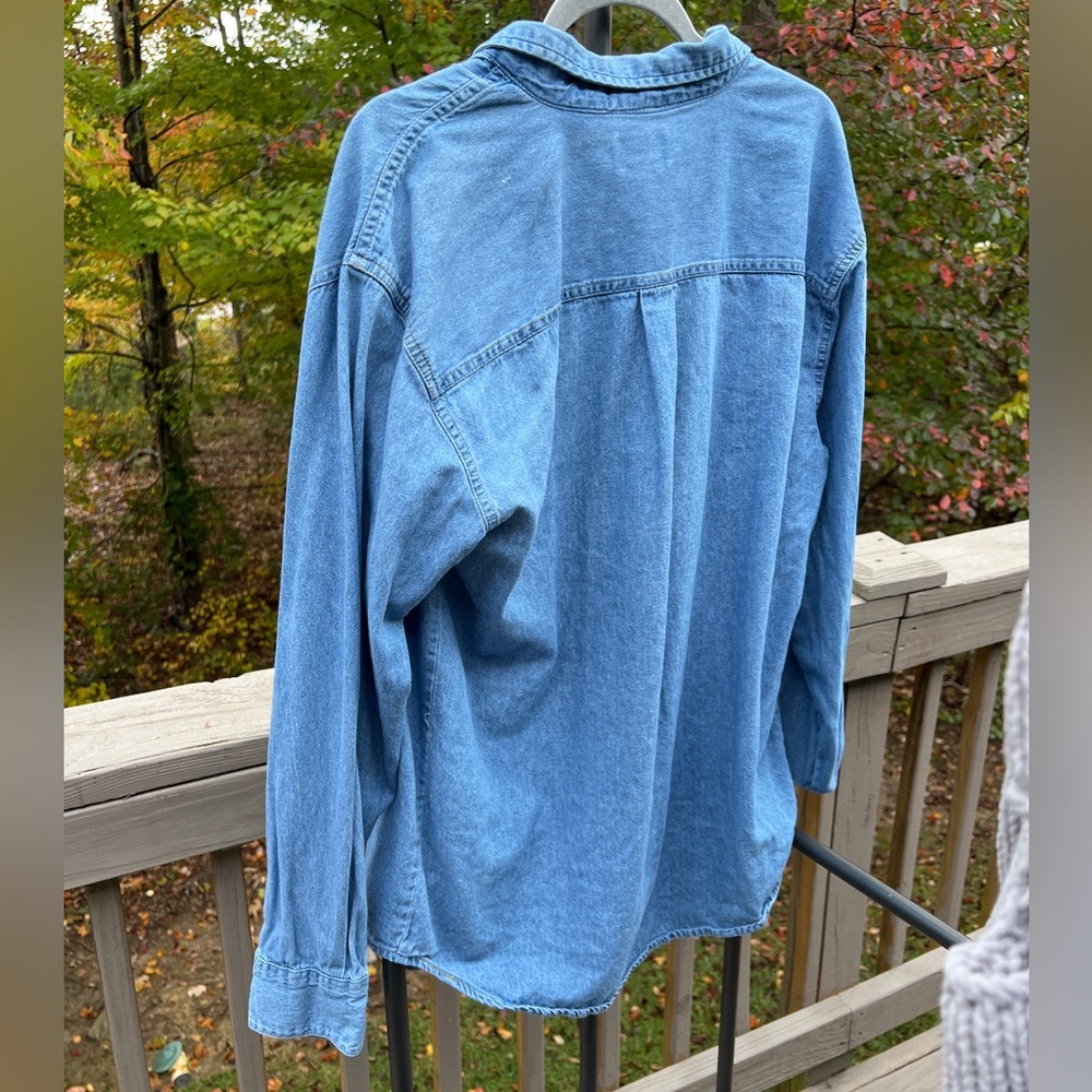 Jean Jacket/Button Up - Picture 3 of 3